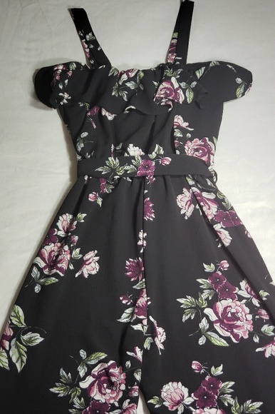 Rue 21 Jumpsuit - Picture 2 of 4